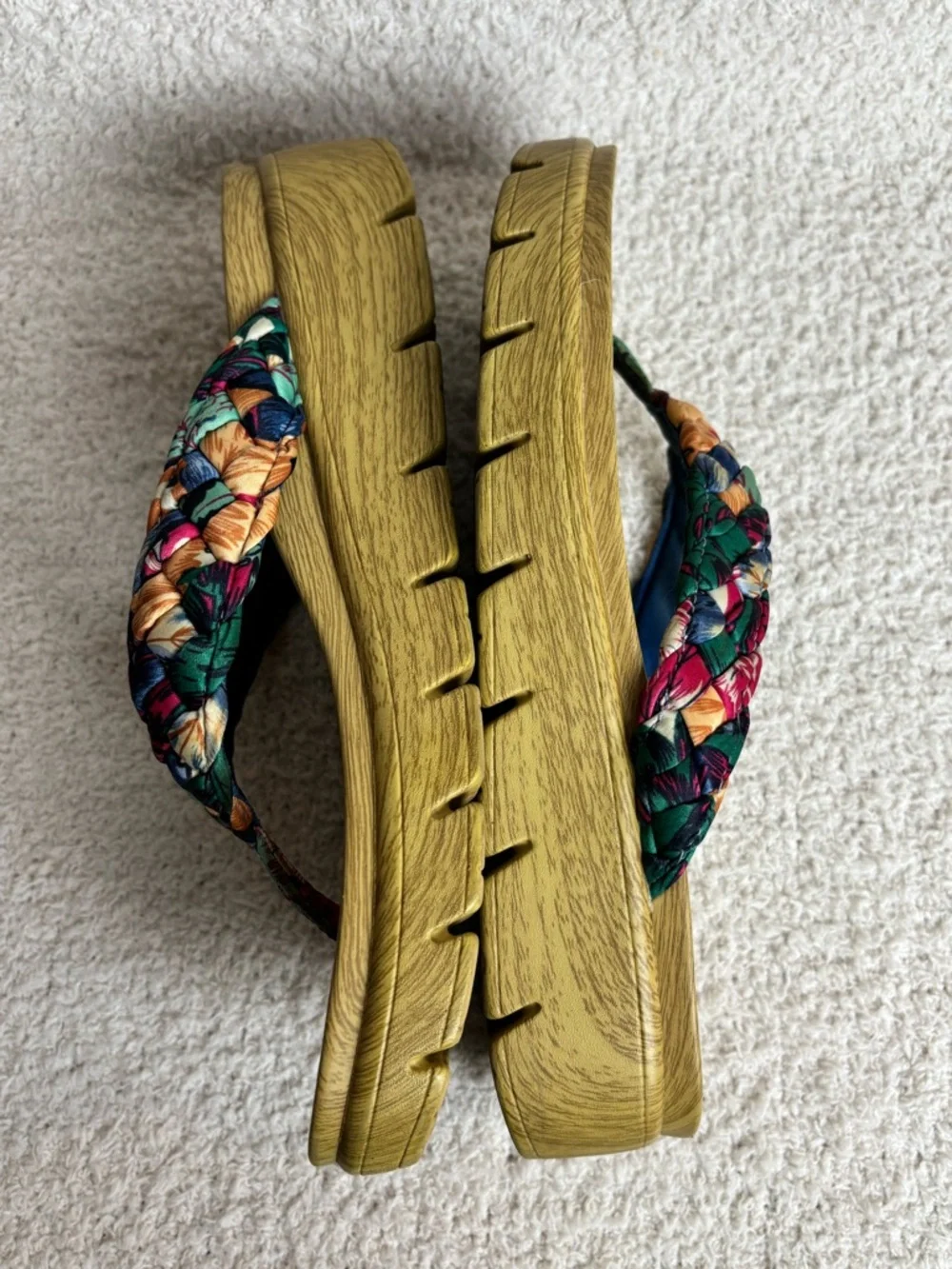 Alegria Sandals Womens‎ 38 8-8.5 Riz Multi Braided Strap Platform Woven Toe Post
